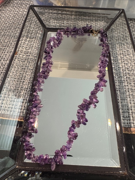 Jewelry - Amethyst Chip Bead Necklace - Deep Purple